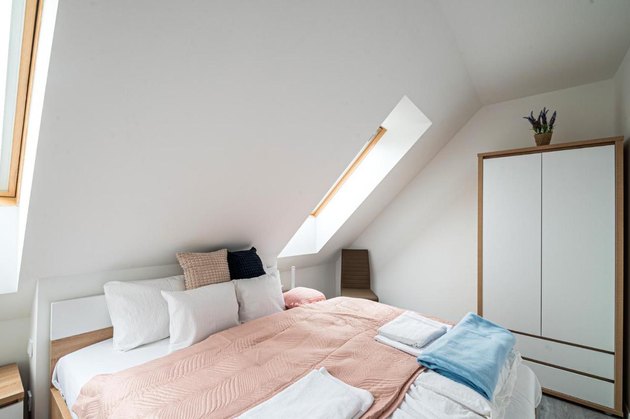 Roze Blue Design Apartments Csopak Exterior foto