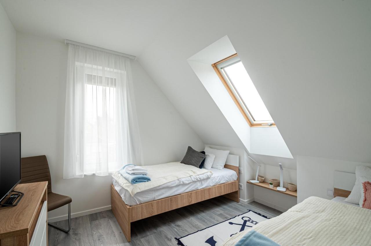 Roze Blue Design Apartments Csopak Exterior foto