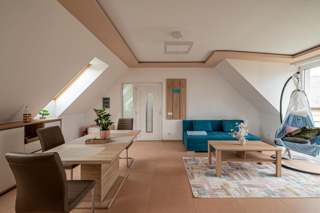 Roze Blue Design Apartments Csopak Exterior foto